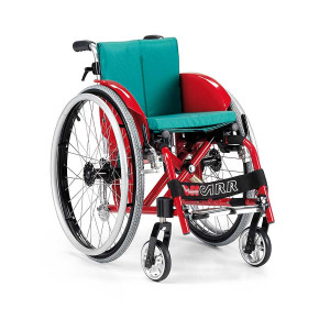 CHILDREN 3000 carrozzina ortopedica pieghevole in alluminio, con telaio e sedile regolabile in profondità, anteriori standard o abdotti, con bracciolo regolabile in altezza