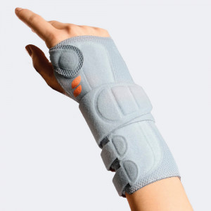7035 Manu Hit Ortesi per polso in tessuto 3D